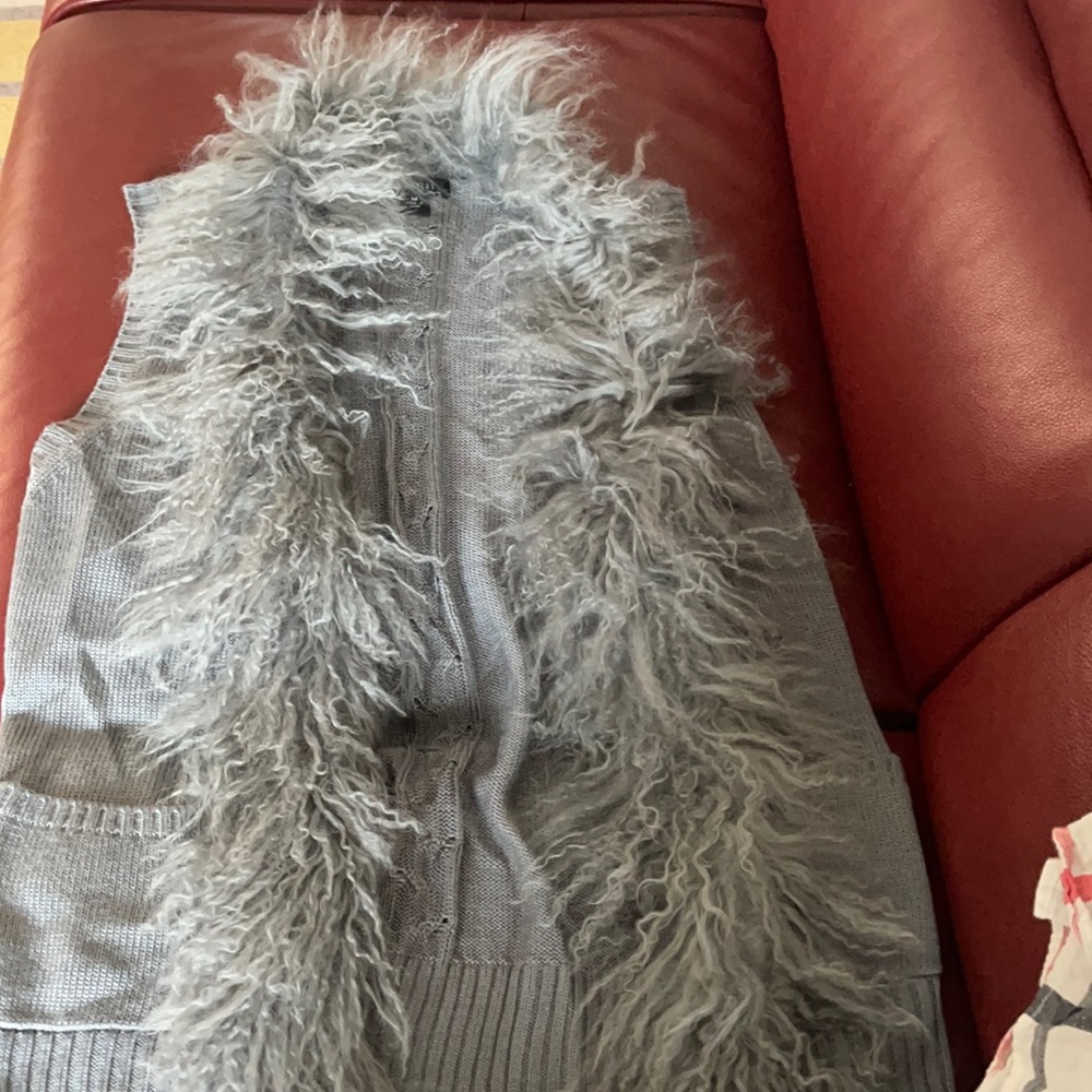 Removable Fur lined sweater vest medium
